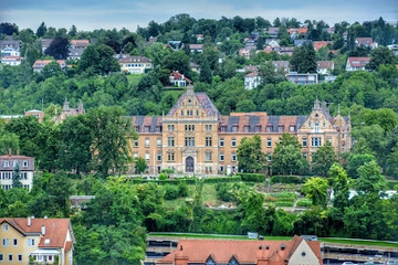 Psychosomatischen Kliniken in Tübingen 1 Universitätsklinik für Psychiatrie und Psychotherapie Tübingen